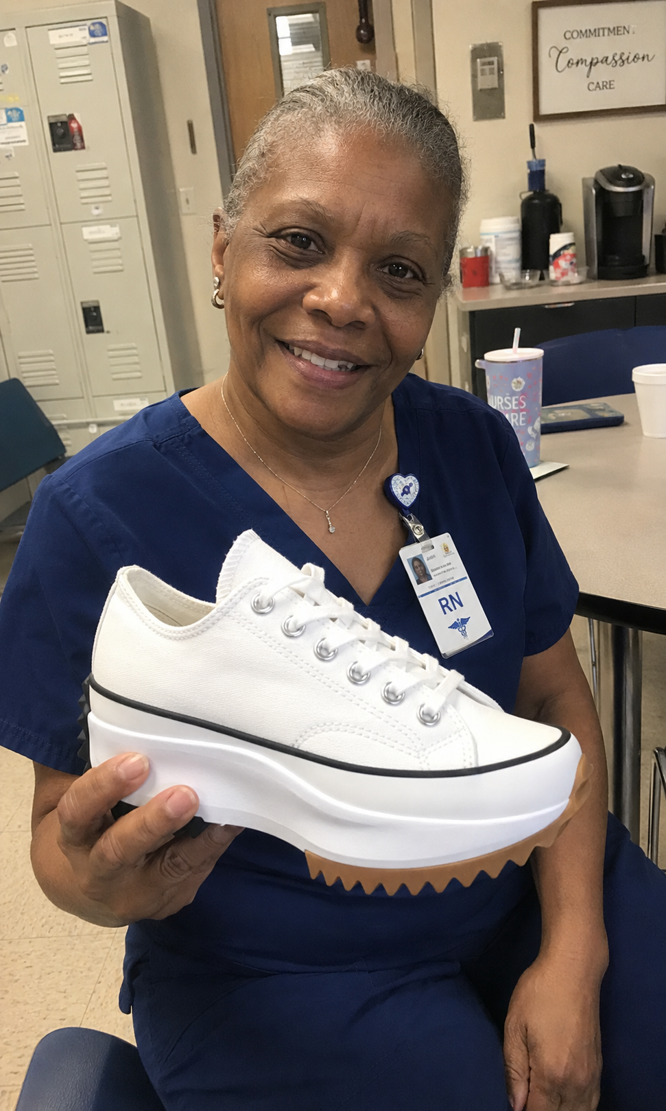 <h2>Customers love our shoes!</h2>