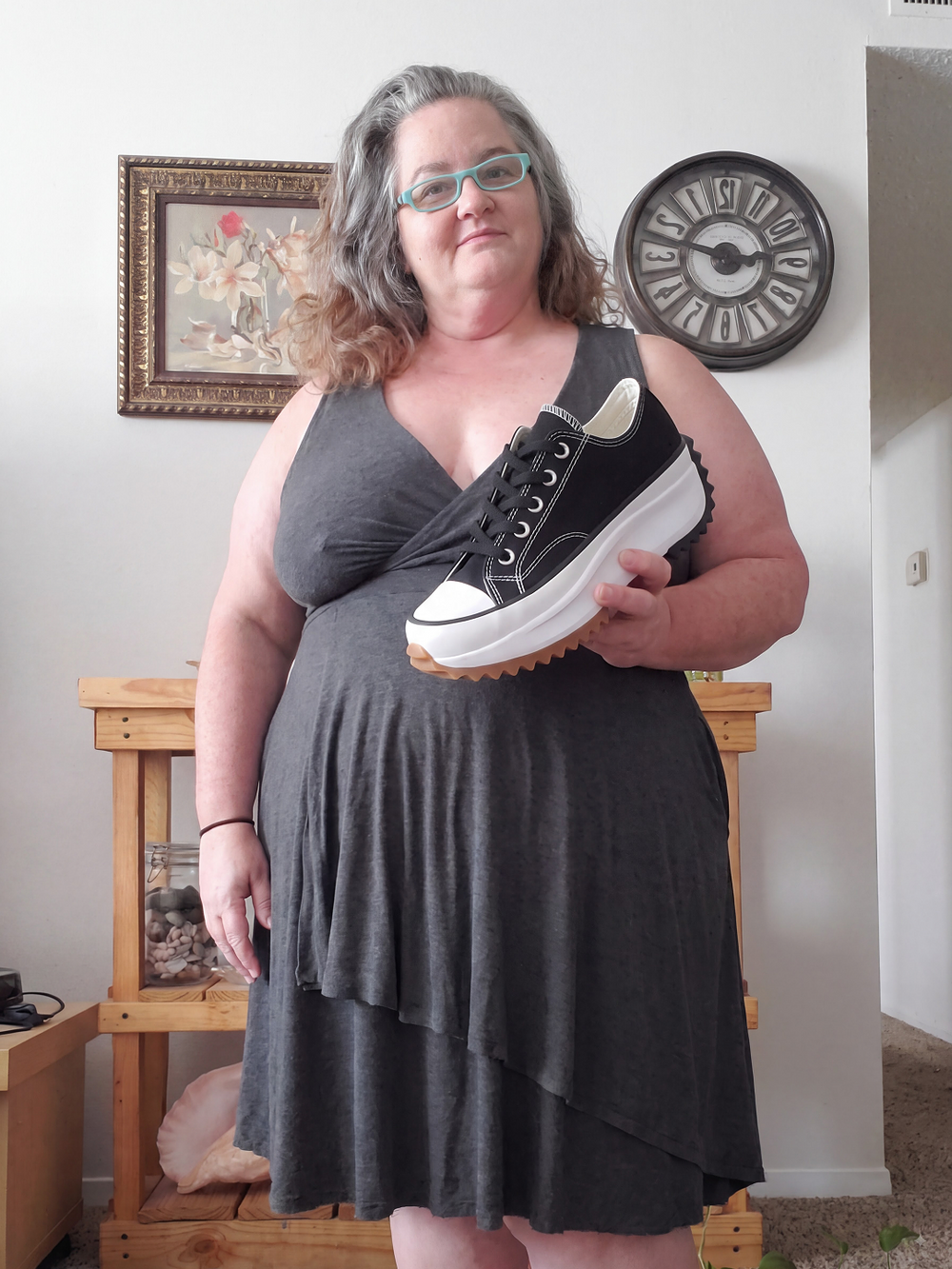 <h2>Customers love our shoes!</h2>
