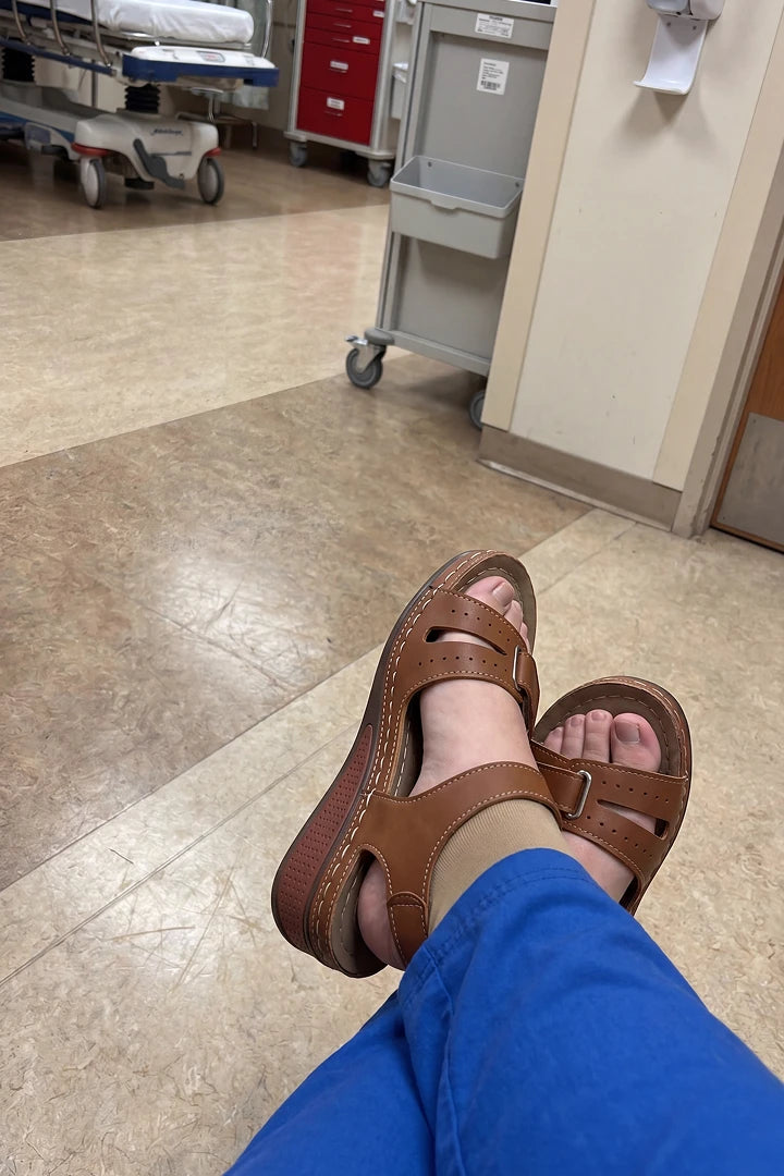 <h2>Customers love our shoes!</h2>