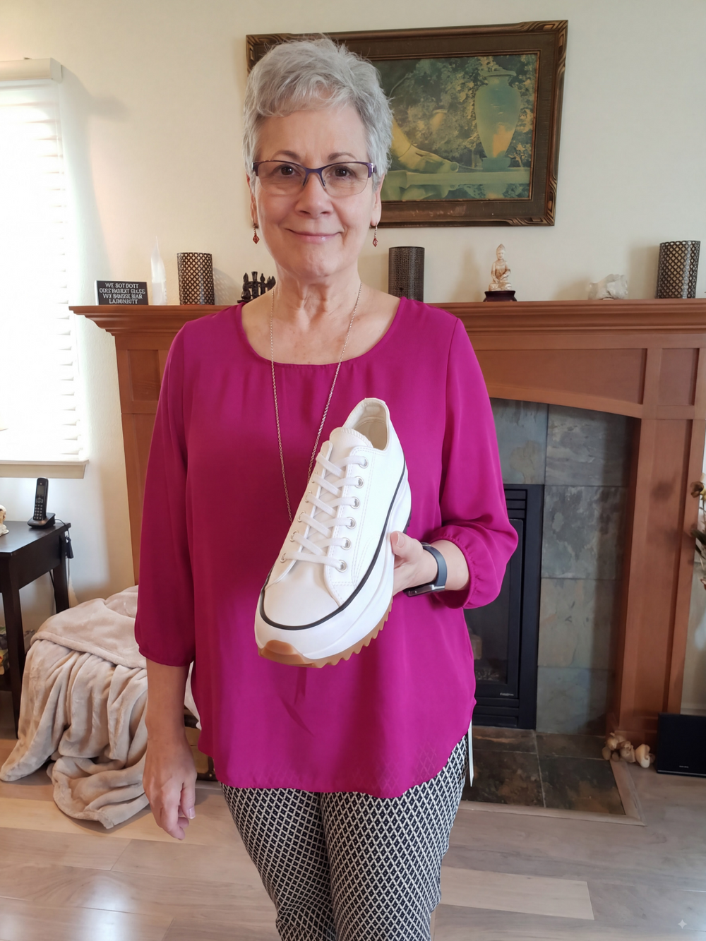 <h2>Customers love our shoes!</h2>