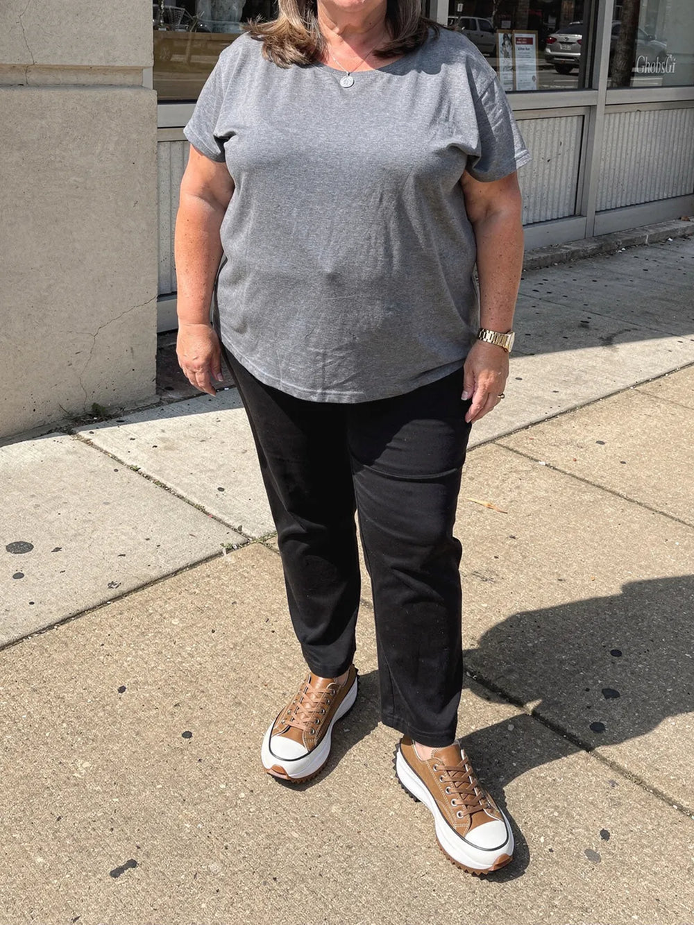 <h2>Customers love our shoes!</h2>