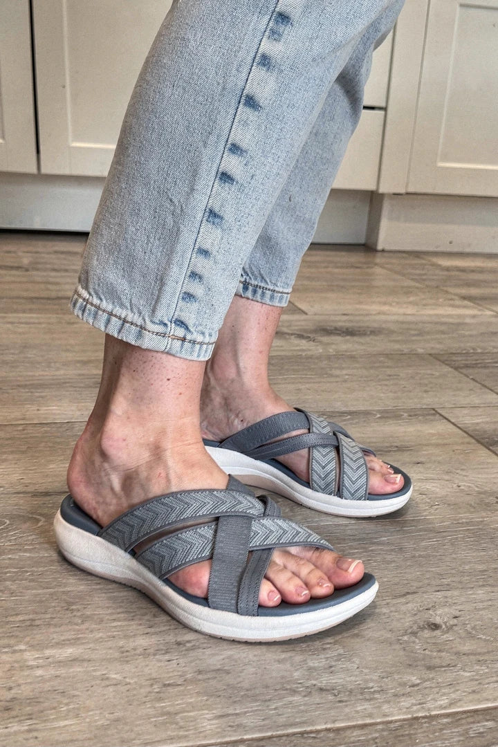 <h2>Customers love our shoes!</h2>