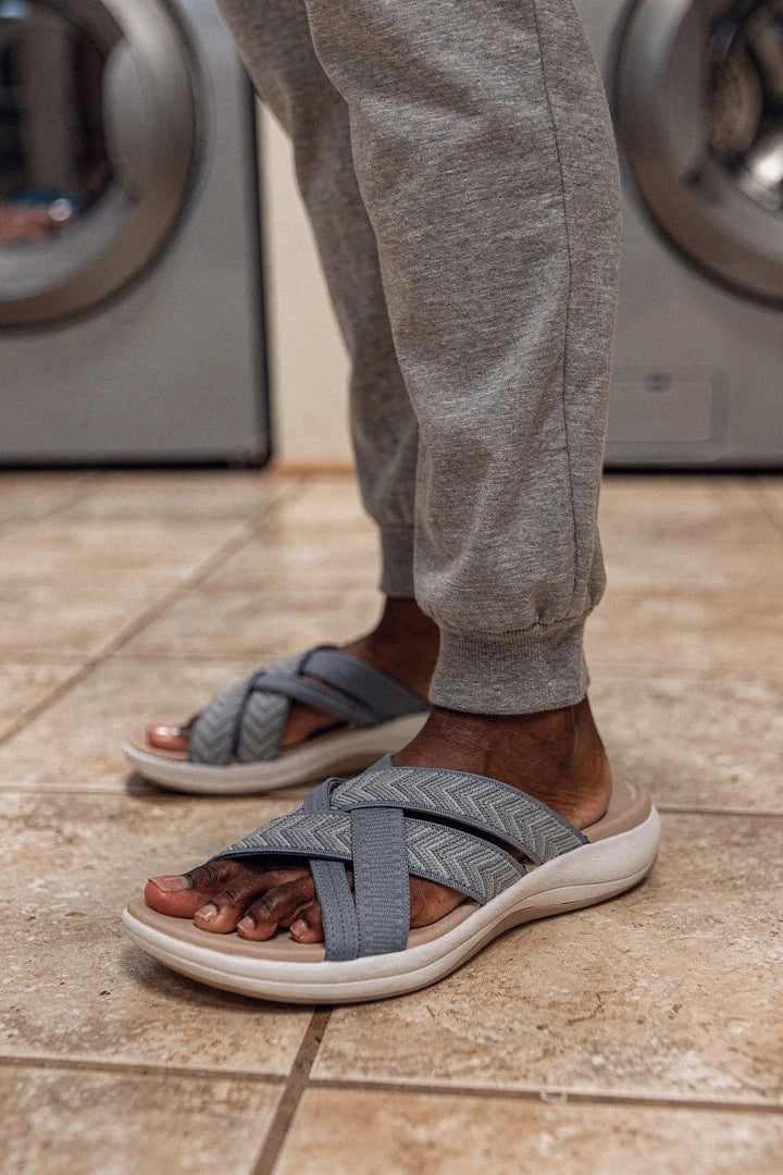 <h2>Customers love our shoes!</h2>